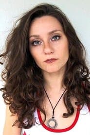 Jordan Todosey dans le rôle de Jodi Deeks