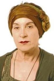 Mela Casal as Julia