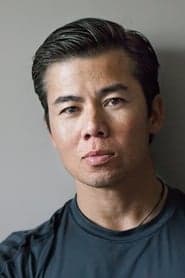 Tom T. Tran في دور Tuan