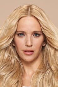 Luisana Lopilato as Mary Fraga