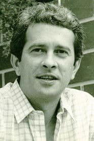 Helber Rangel dans le rôle de Padre