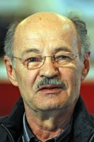 Mustafa Nadarević في دور Policajac Šemso