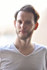 Pierre Cachia as Claude Nau