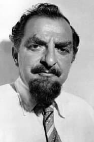 Hugh Griffith في دور Mandria