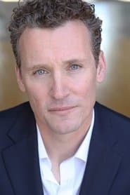 Scott Christopher في دور Frank Pearson