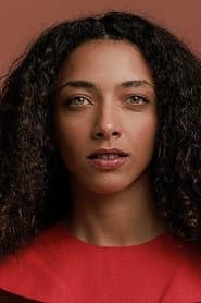 Alice Carvalho dans le rôle de Lili