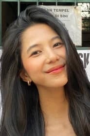 Nihna Fitria في دور Roro Putri