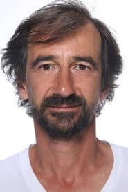 Laurent Pons as V.R.