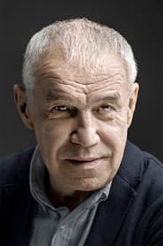 Sergey Garmash as Khlybustin