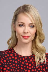 Laura Vandervoort dans le rôle de Fiona Snow