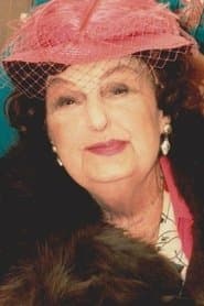 Pamela Cundell في دور Auntie Iris