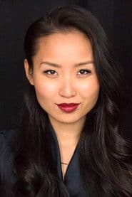 Li Jun Li as Grace Chow