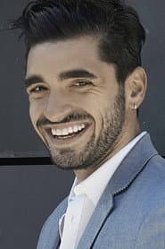 Zac Adams في دور Drew