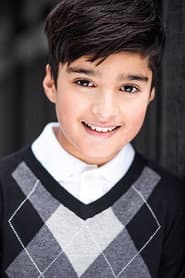 Yuvraj Kalsi dans le rôle de Charlie Davies (voice)