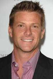 Doug Savant في دور Dr. Sean O'Grady