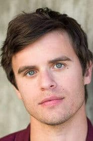 Garrett Coffey dans le rôle de Rusty