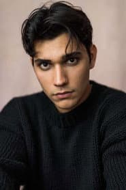 Oncel Camci as Mathew