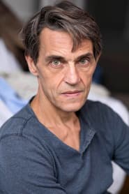 Didier Vinson في دور Jean d'Halluin