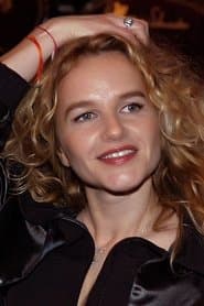 Isabelle Pasco في دور Miranda
