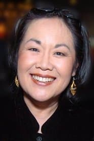 Emily Kuroda dans le rôle de Dr. Alice Morisaki