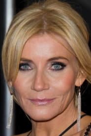 Michelle Collins dans le rôle de Nora