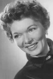 Evelyn Scott dans le rôle de Dora Bannister