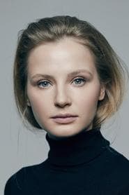 Софья Лебедева في دور Sasha