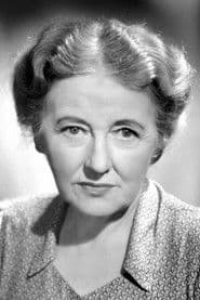 Barbara Everest في دور The Aunt