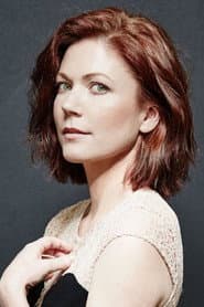 Louise Dodge dans le rôle de Rescue Officer Fitzgerald