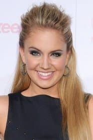 Tiffany Thornton في دور Glimmer (voice)