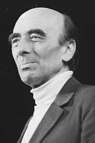 Major Tamás في دور Baron Kubinyi