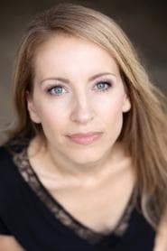 Lalainia Lindbjerg dans le rôle de Kayla