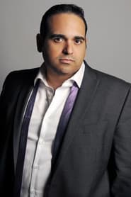 Robert Amaya في دور Rex