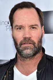 BoJesse Christopher في دور FBI Director Chapman