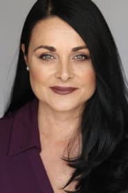 Kelly Galindo dans le rôle de Catherine