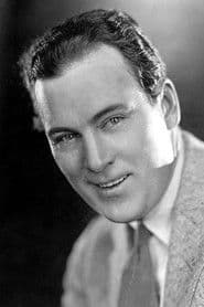 Thomas Meighan dans le rôle de Police Captain James McQuigg