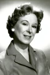Brenda De Banzie dans le rôle de Maggie Hobson
