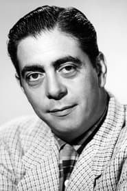 Robert Strauss dans le rôle de Black Frankie Udino