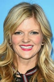 Arden Myrin في دور Lucy