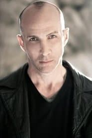 Michael J Rogers as Officer Edwards