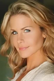 Josie Davis في دور Gretchen