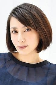 Megumi Okina as 佐藤雅美