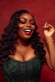 Bisola Aiyeola dans le rôle de Rebecca