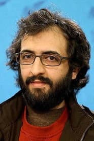 بهروز شعیبی في دور Sayyed Reza