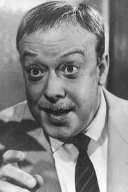 Antonio Garisa as Gobernador
