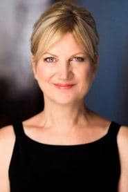 Kathryn Greenwood في دور Flight Attendant