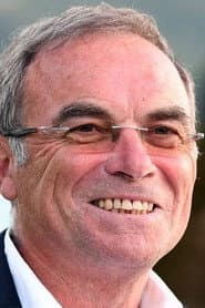 Bernard Hinault as Self