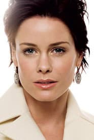Lene Nystrøm as Eva Karlsen