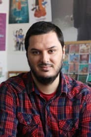 Álex Rey في دور Voices (voice)