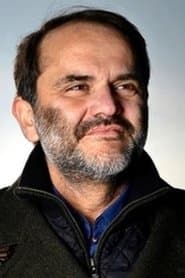 Antonio Troilo في دور Agent immobilier